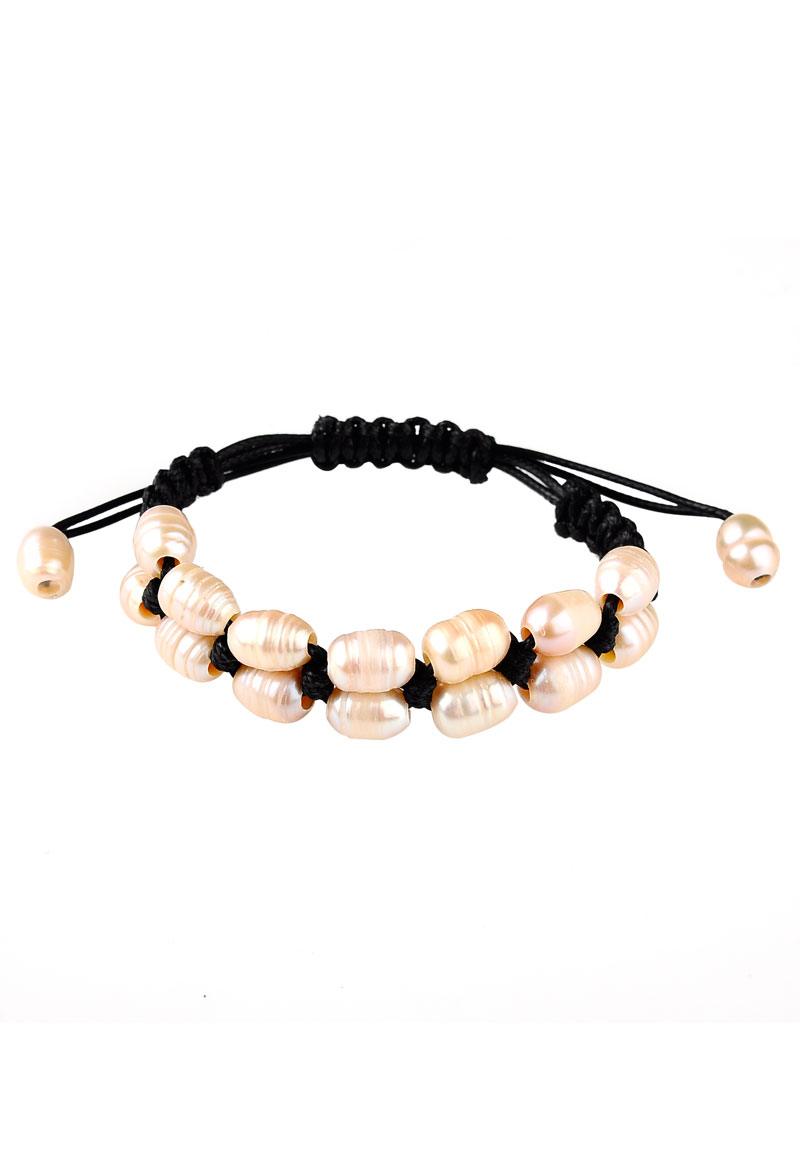 Elegante Macramé Armband met Zoetwaterparels – verstelbaar van 18 tot 22 cm